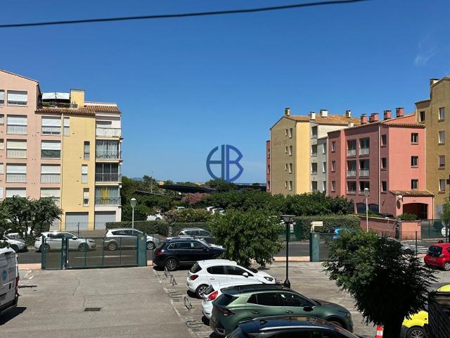 Spacieux T2 avec parking privé Secteur Môle 43m² Agde Cap d'Agde