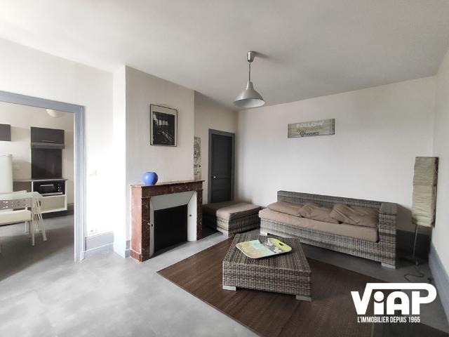 SPACIEUX T2 MEUBLE DE 50m² PROCHE PLACE CHURCHILL