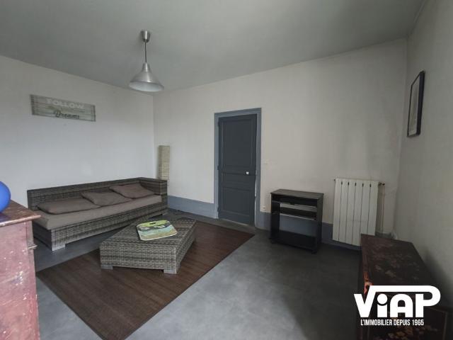 SPACIEUX T2 MEUBLE DE 50m² PROCHE PLACE CHURCHILL