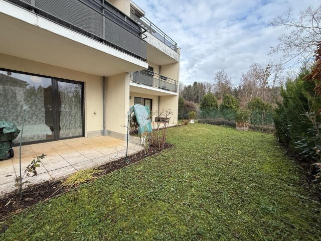 Spacieux T4 en rez de jardin dans une résidence avec portail 97m² Cessy