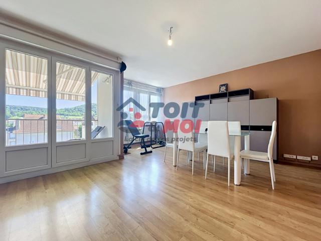 Spacieux T4 lumineux avec balcon et garage à Vesoul !