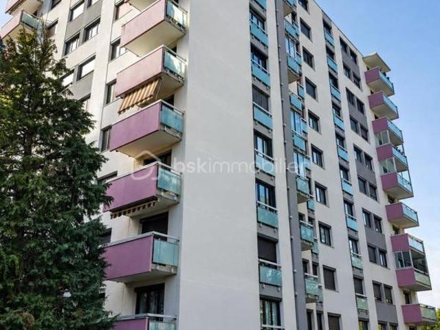 Spacieux T5 transformé en T4 avec balcon
