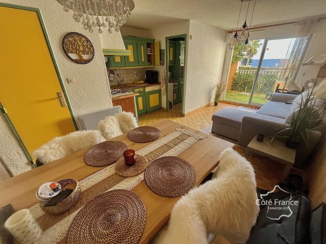 Spacieux appartement avec terrasse et parking proche falaise