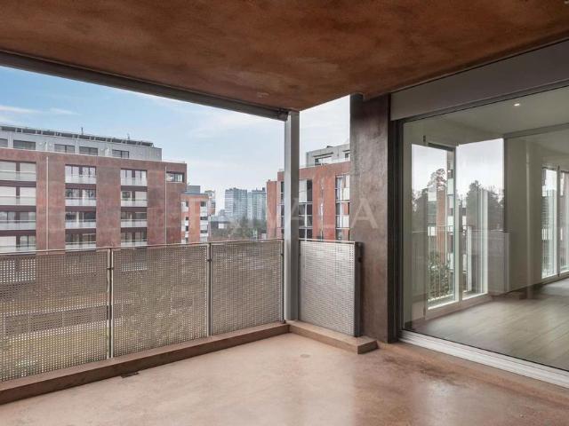 Spacieux appartement contemporain dans un quartier résidentiel à Conches