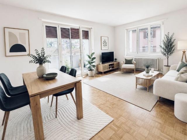 Spacieux ! Appartement de 2.5 pièces avec balcon