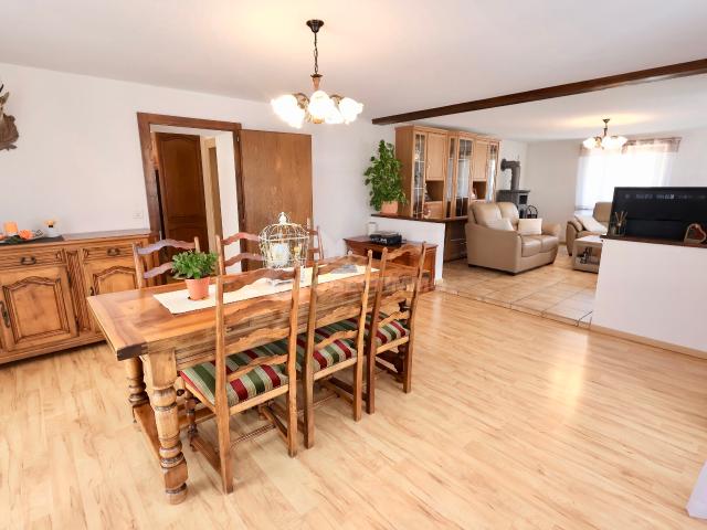 Spacieux Appartement de Caractère au Cœur d'Ardon | dreamo. Ch