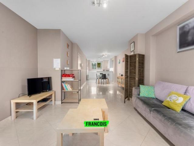 Spacieux appartement duplex de 122 m² avec 3 chambres à Mid…