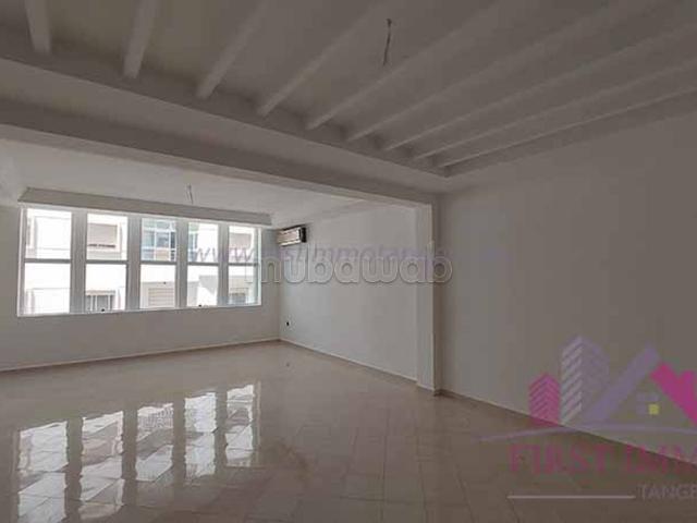 Spacieux appartement en plein centre ville a louer