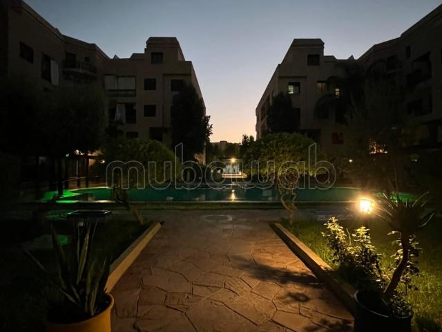 Spacieux appartement meublé en location