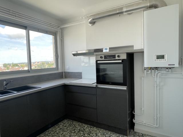 Spacieux appartement rénové de 120 m2