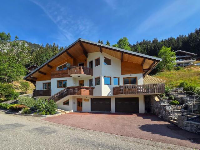 Spacieux chalet de 8 chambres avec vues panoramiques – La Chapelle d’Abondance