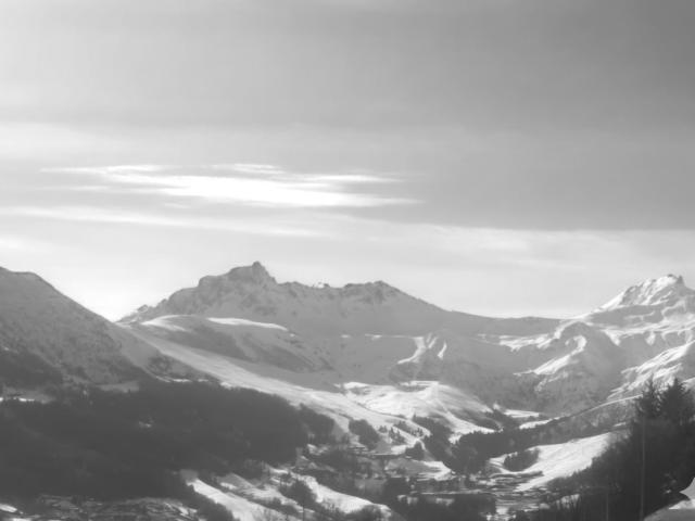 Spacieux deux pièces au pied des pistes