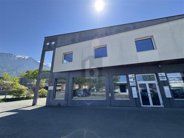 SPACIEUX, FONCTIONNEL ET LUMINEUX