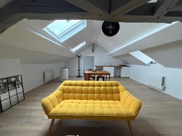 SPACIEUX STUDIO SITUE A LOUVIERS DE 35m2