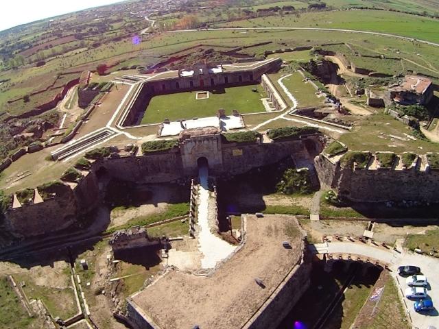 SPAIN 16TH CENTURY FORTRESS EN VENTA, Salamanca España