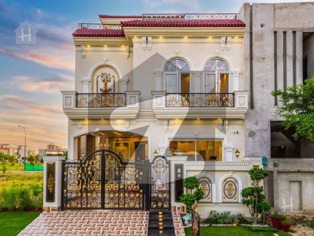 Spanish Design 5 Marla Classical House Near Park