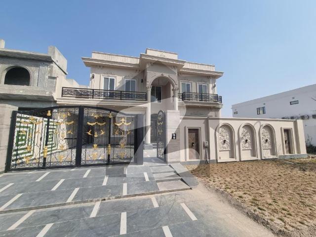 Spanish House available for sale DHA Phase 1 Sector M