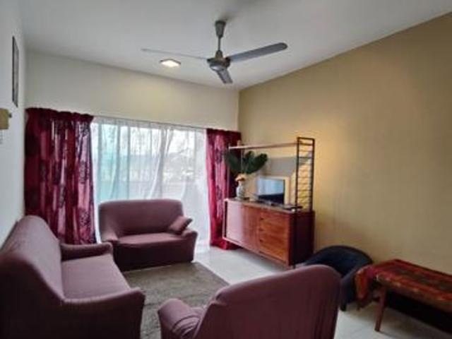 Spanish Villa Condo Senawang Paroi Ampangan
