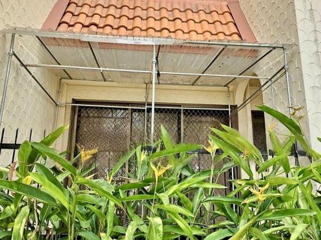 Spanish Village D10, Condominium