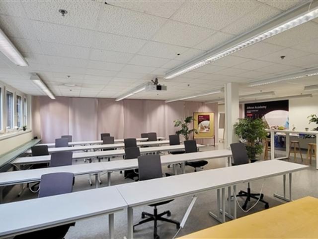 Spannende Bürofläche im EG für Schulung und Ausbildung!