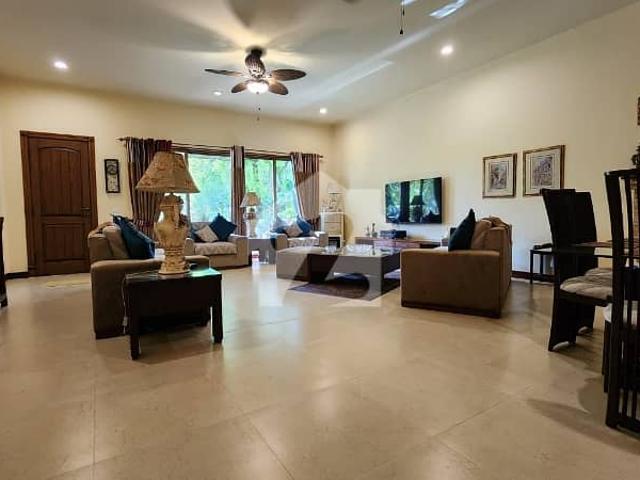 Specious 666 Sq Yard 60x100 House For Sale In F 7 Prime Location