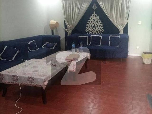 Specious House 9 Marla Corner For Sale In Very Reasonable Price
