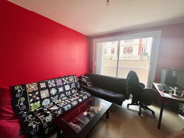 Spécial investisseur Appartement T2 loué Place LECLERC