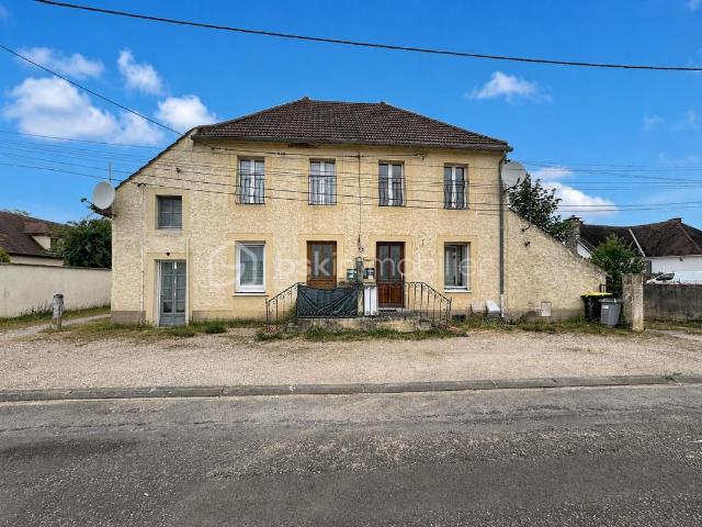 Spécial Investisseur: Bel Immeuble de rapport