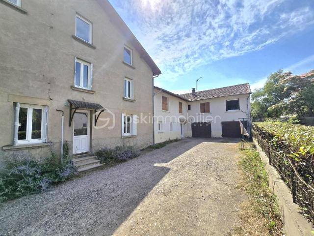 Spécial Investisseur – Ensemble de 3 maisons louées – Puy‑Guillaume