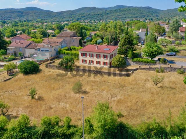 Spécial investisseur:Maison individuelle sur terrain divis
