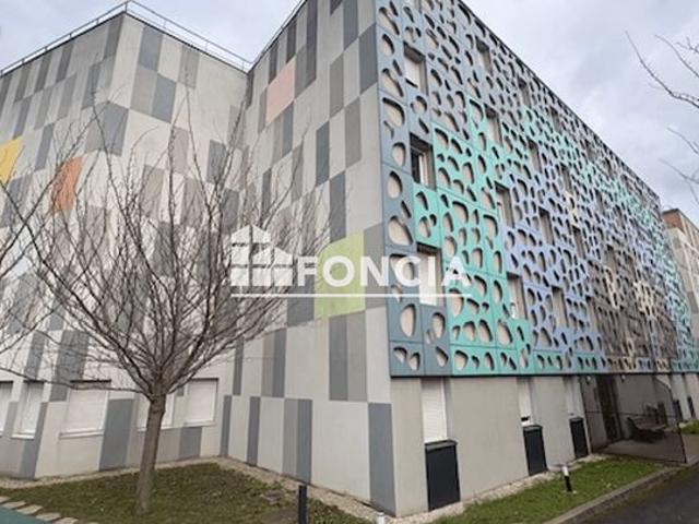 Spécial investisseurs, studio de 18m2 vendu loué dans une résidence étudiante