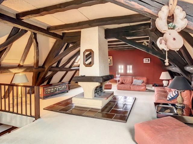 SPECIAL INVESTISSEURS: propriété à vendre 16 pièces centre ville de REININGUE 68
