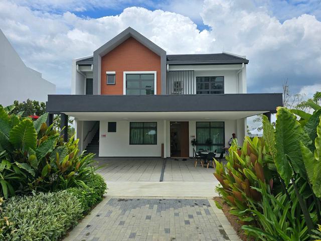 SPECIAL LAYOUT Townhouse Aludra Residance with HUGE Parking Cyberjaya