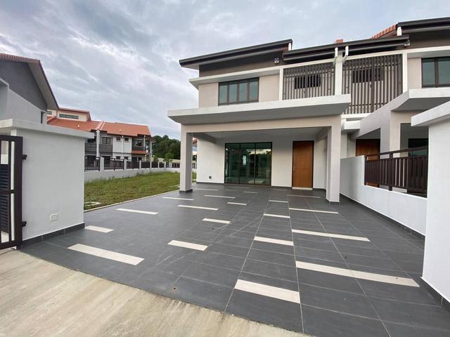 Special Layout Unit Bulanan RM1900 25X70 Rumah Teres Sepang