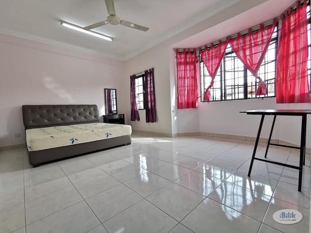 Special Promo Master Room at Bandar Utama, Petaling Jaya
