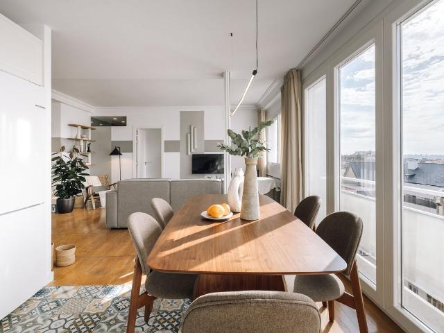 Spectacular 3 Bedroom Apartment with Professional Design and Modern Amenities, Madrid Amsterdam Apartments for Rent