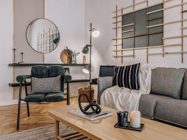 Spectacular 3 Bedroom Designer Apartment on Conde de Peñalver, Madrid Amsterdam Apartments for Rent