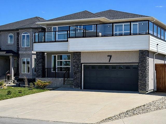 Spectacular Executive Home sage Creek