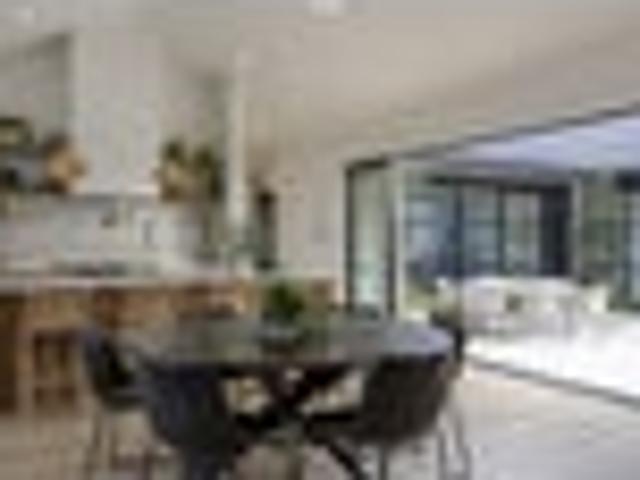 Spectacular family home in Nga Roto