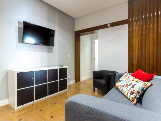 Spectacular room in Chamberí