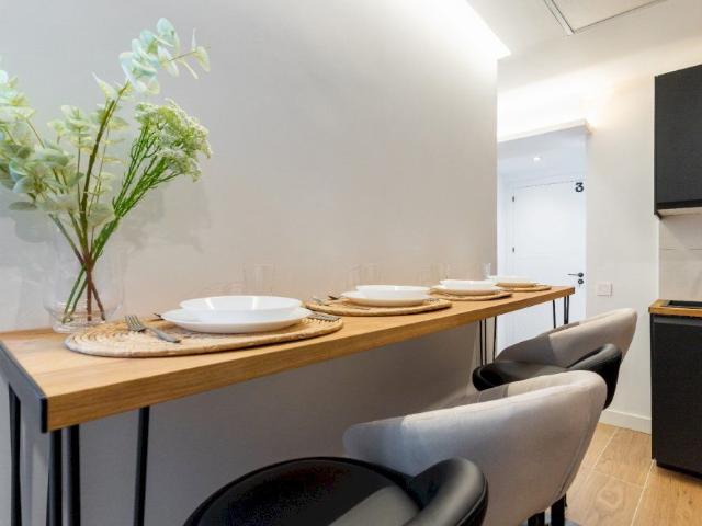 Spectacular room with private bathroom in the neighborhood of Urgel