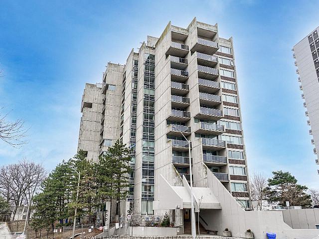 Speers & Kerr With New Bdrm 2 Bth