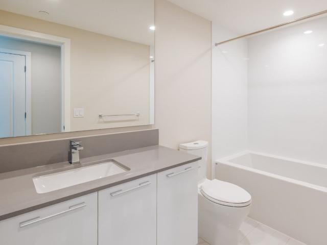 Spencer House 2 Bedroom Apartment for Rent at 492 West 41st Ave, Vancouver, BC V5Y None Oakridge
