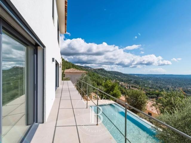 Spéracèdes Maison contemporaine avec vues panoramiques mer 4 chambres