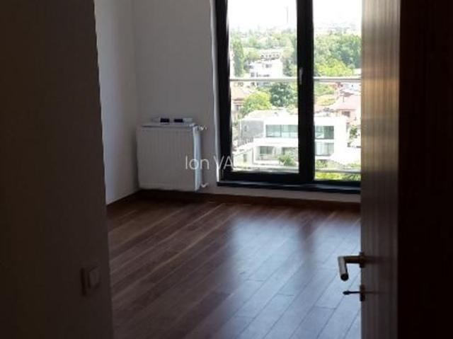 Splai Lacul Morii Crangasi, doua camere decomandate, nemobilat, loc parcare