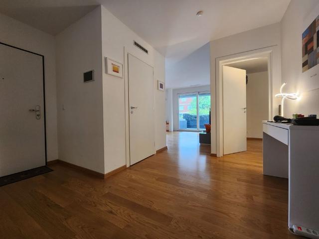 Splendid 4.5 room apartment on the ground floor with large balcony