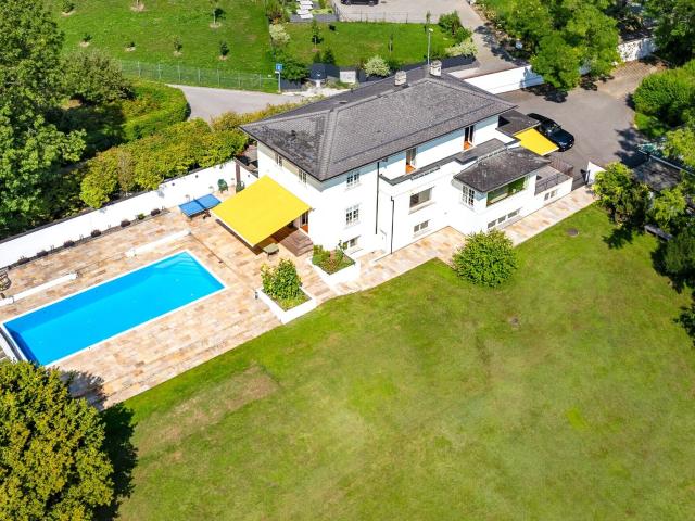 Splendid family property with a panoramic view over the lake in Blonay | dreamo. Ch