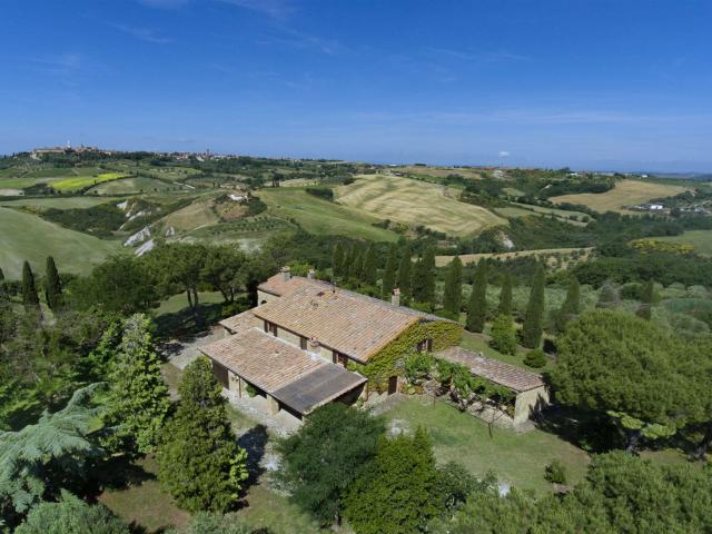 Splendido casale in pietra in vendita a Pienza 538m² Pienza