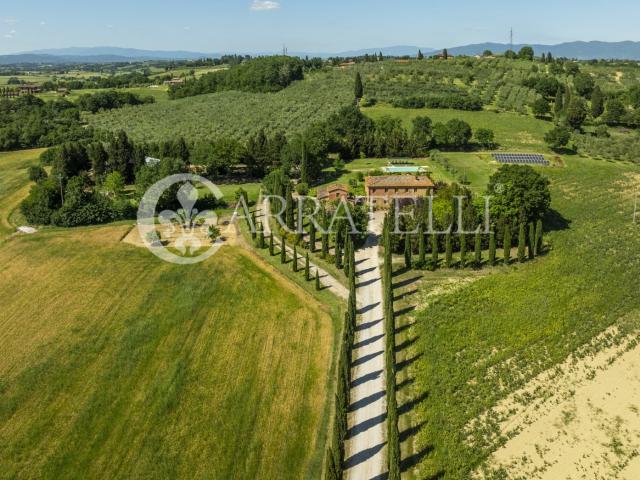Splendido Agriturismo con piscina e vista mozzafiato 350m² Foiano della Chiana