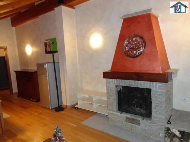 Splendido alloggio 70 mq in chalet e box AFFITTO ANNUALE